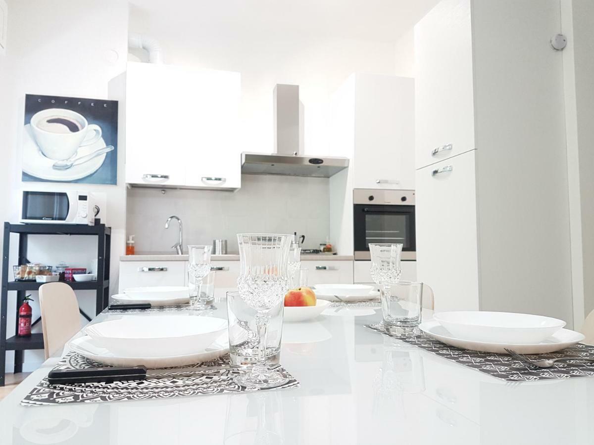 Lab3 City Private Apartment - 2 Bedrooms Pavia Exterior foto